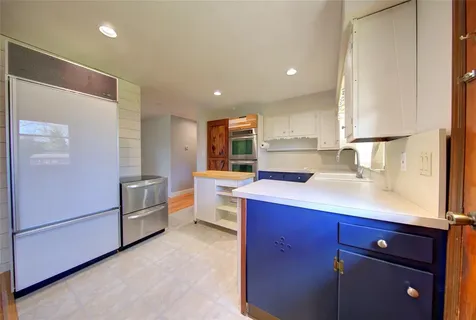 75 Miller Avenue North Babylon NY 11703