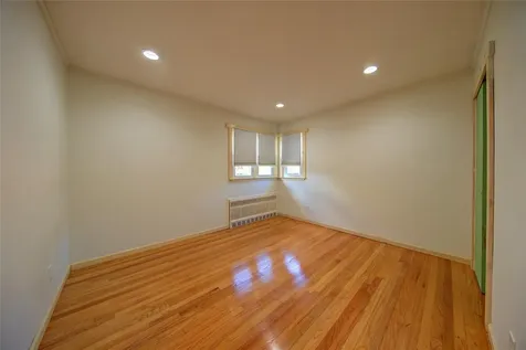 75 Miller Avenue North Babylon NY 11703