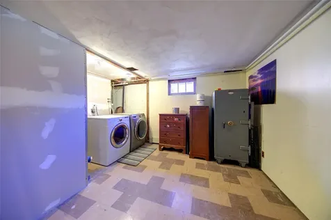 75 Miller Avenue North Babylon NY 11703