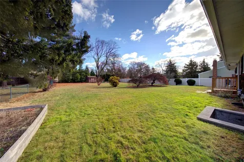 75 Miller Avenue North Babylon NY 11703