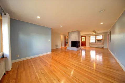 75 Miller Avenue North Babylon NY 11703