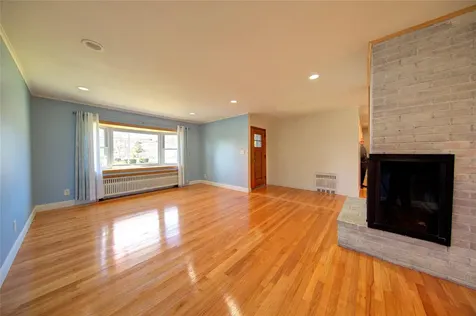 75 Miller Avenue North Babylon NY 11703