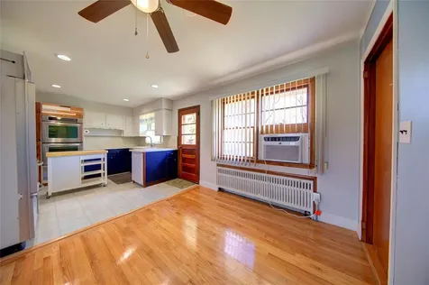 75 Miller Avenue North Babylon NY 11703