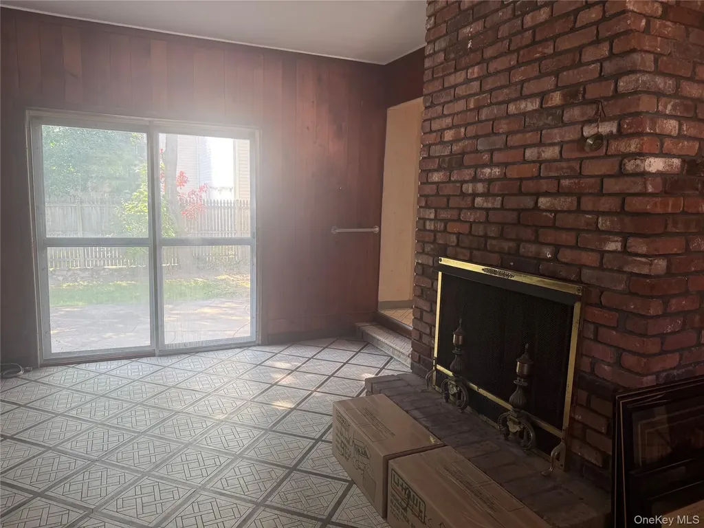 383 Clinton Avenue Cedarhurst NY 11516