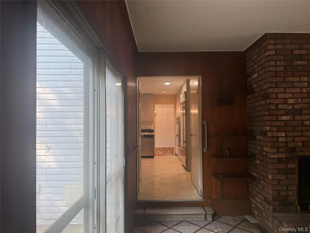 383 Clinton Avenue Cedarhurst NY 11516