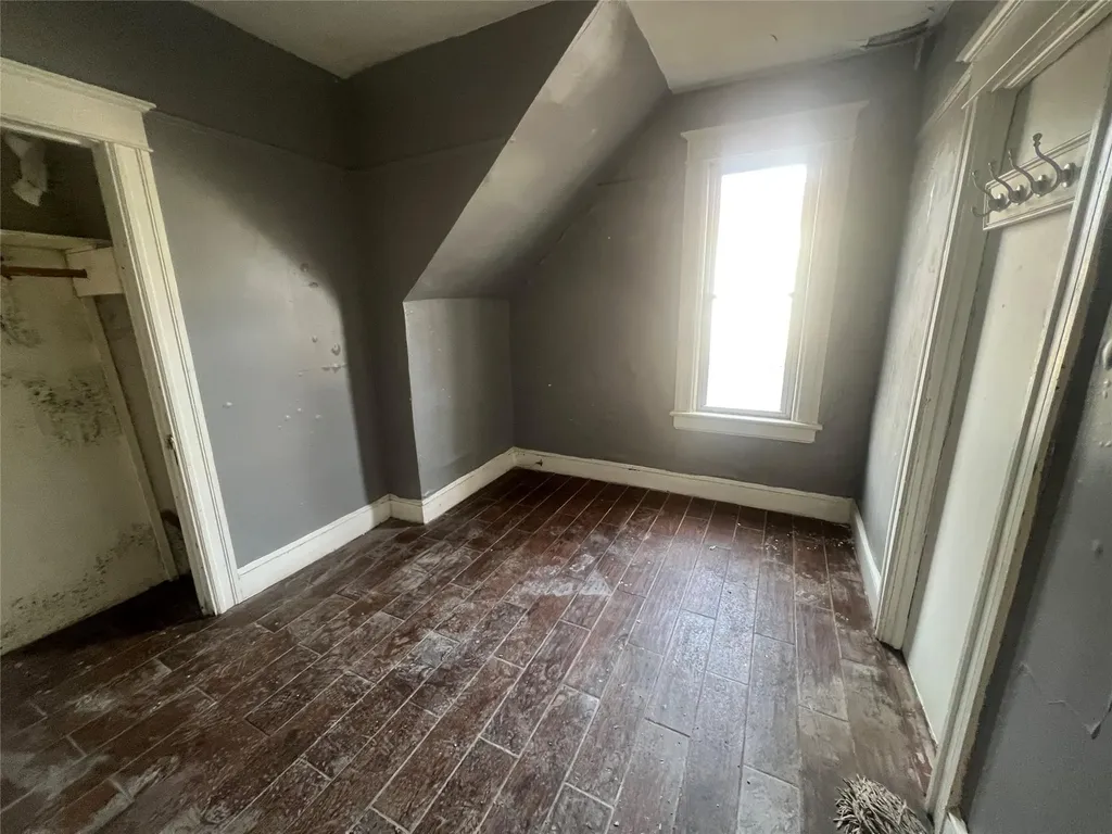 24 North White Street Poughkeepsie NY 12601