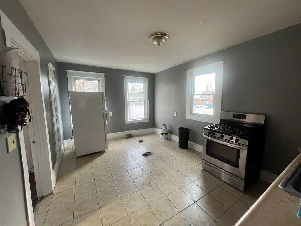 24 North White Street Poughkeepsie NY 12601