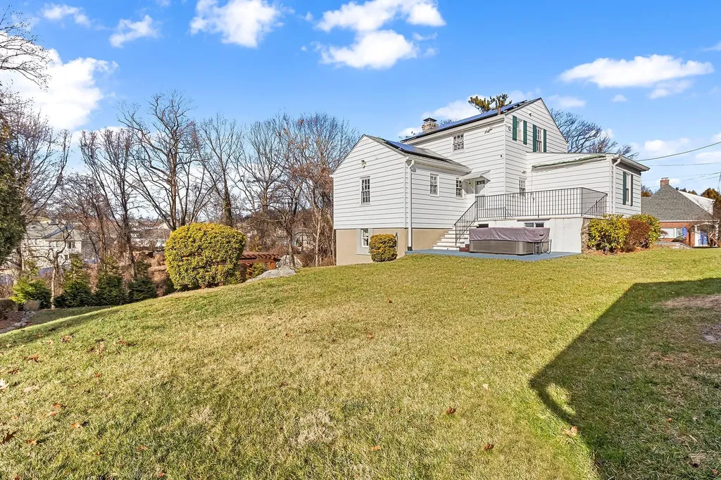 6 Winans Drive Yonkers NY 10701
