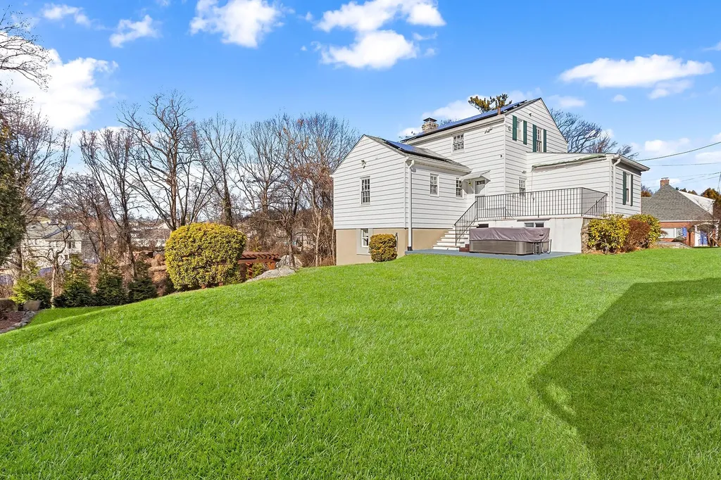 6 Winans Drive Yonkers NY 10701