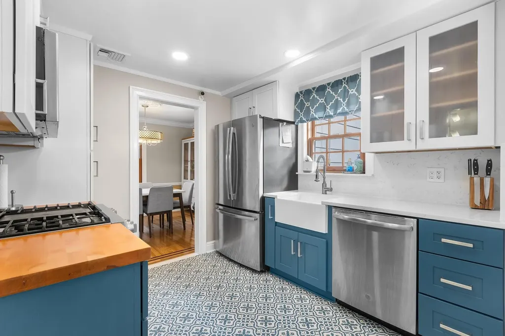 6 Winans Drive Yonkers NY 10701
