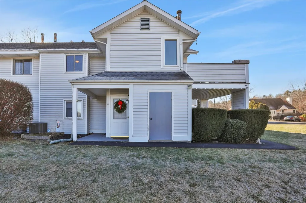 49 Sugar Maple Lane Saugerties NY 12477