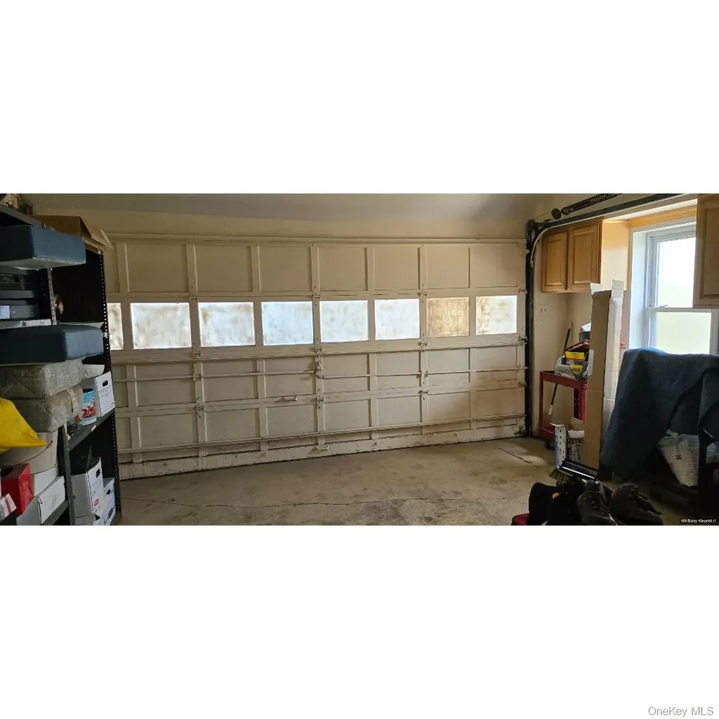 169 Bixley Heath Lynbrook NY 11563