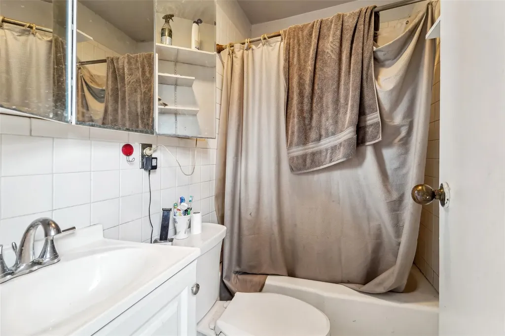 8 Ridgeview Place Port Chester NY 10573