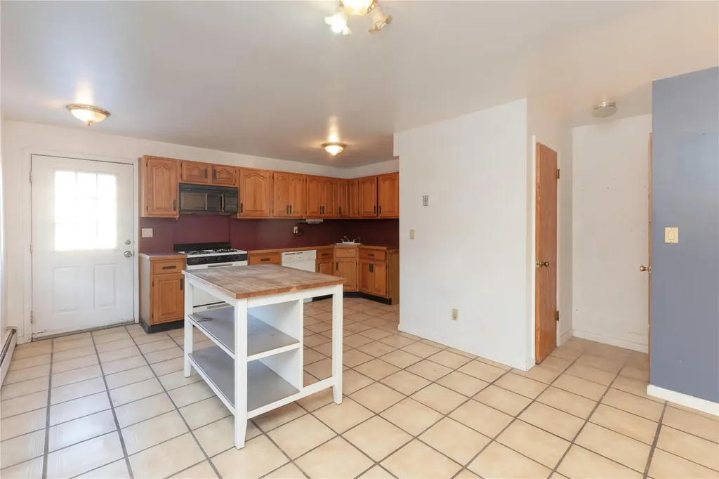 19 Winters Street Bronx NY 10464