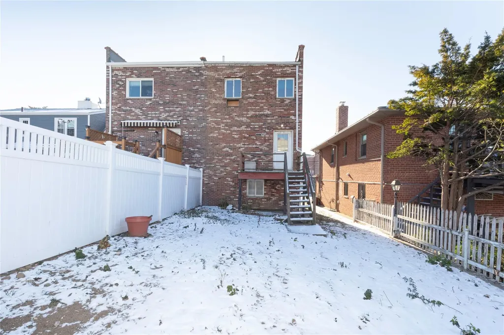 19 Winters Street Bronx NY 10464
