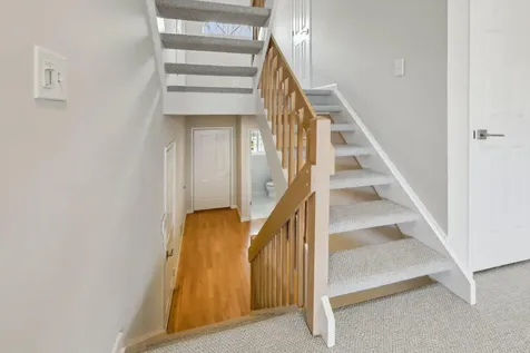 51 Eagle Ridge Way Nanuet NY 10954