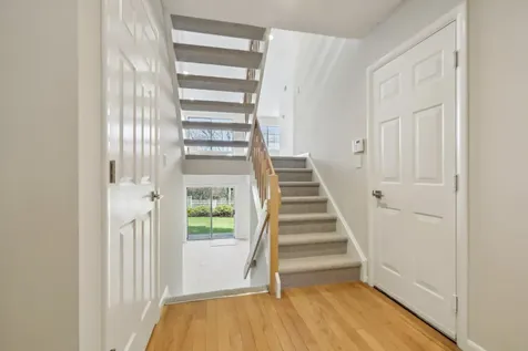51 Eagle Ridge Way Nanuet NY 10954