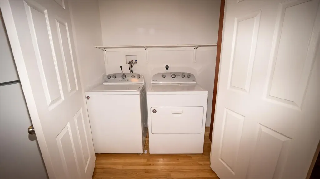 15 Westminster Lane West Islip NY 11795