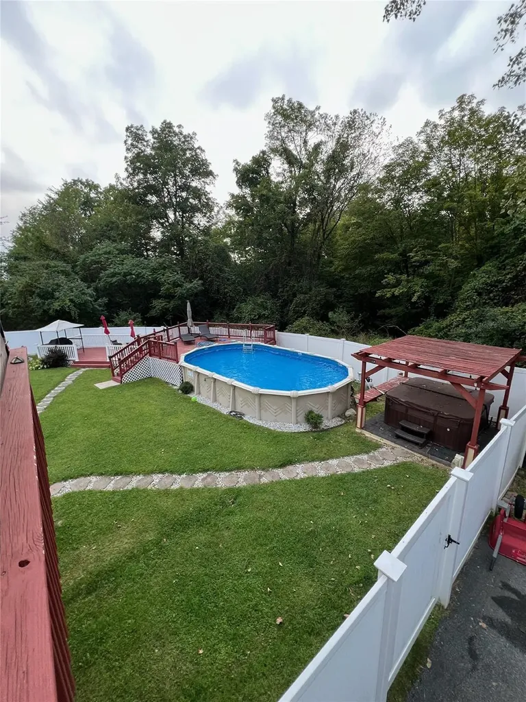 525 Silver Lake Scotchtown Road Middletown NY 10941