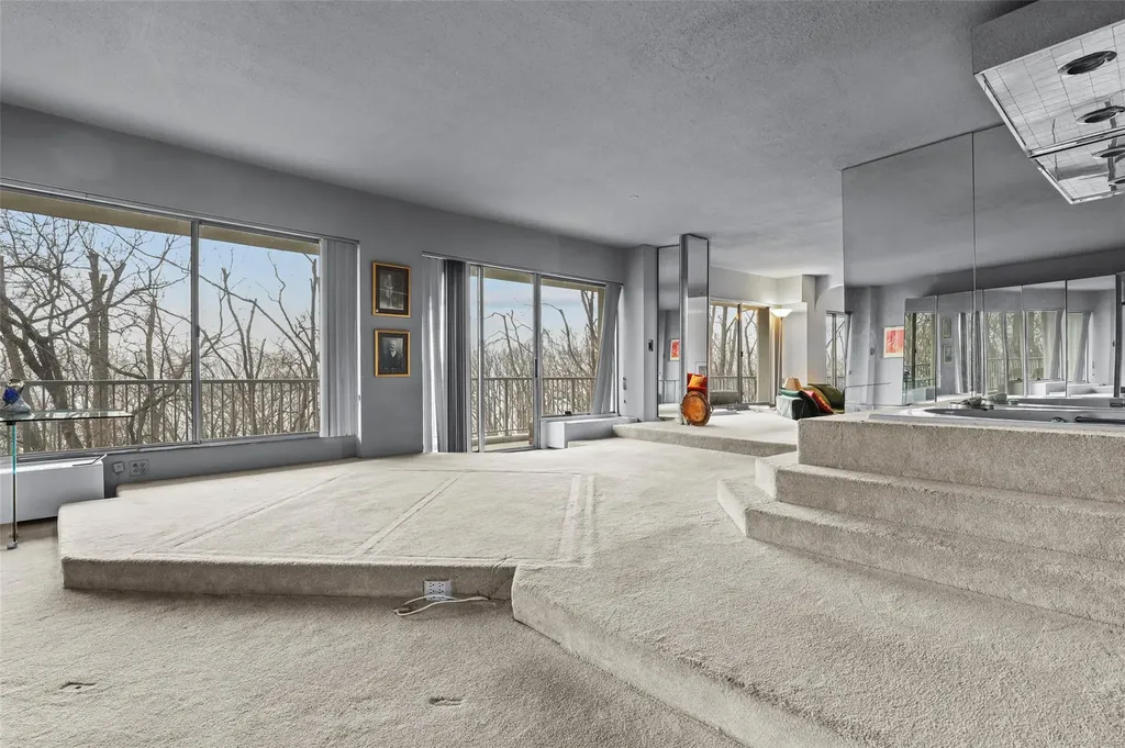 4455 Douglas Avenue Bronx NY 10471