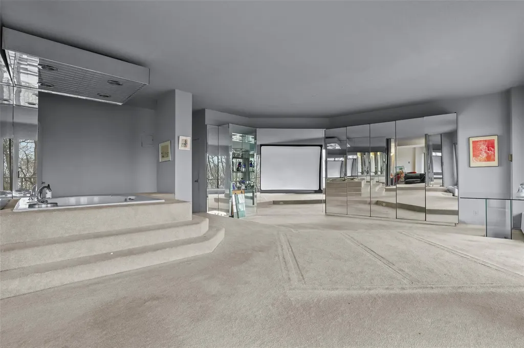 4455 Douglas Avenue Bronx NY 10471