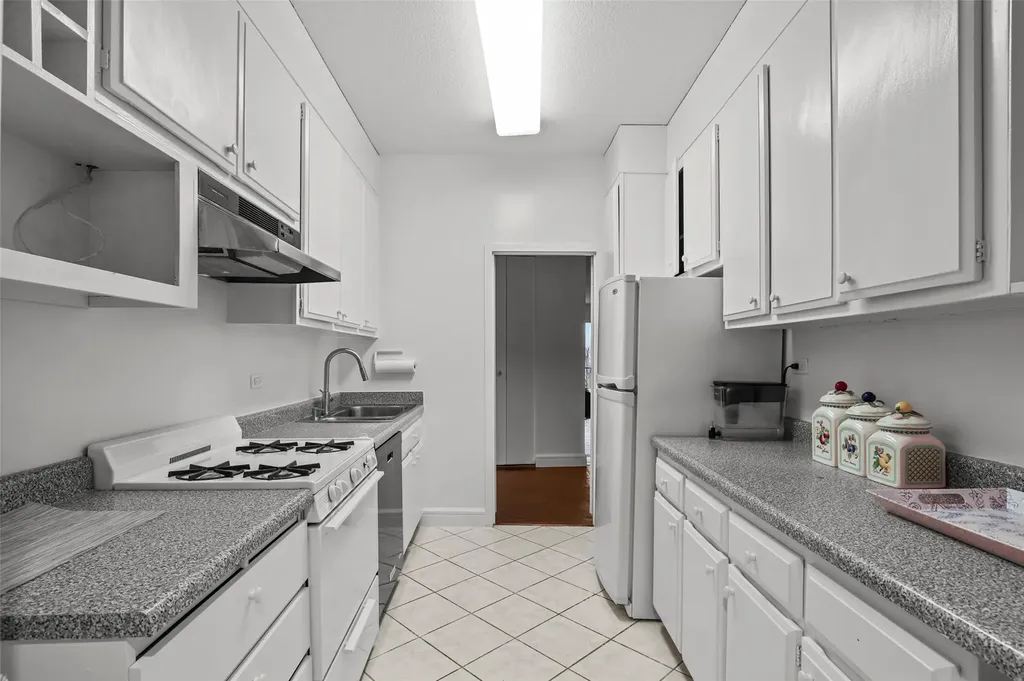 4455 Douglas Avenue Bronx NY 10471