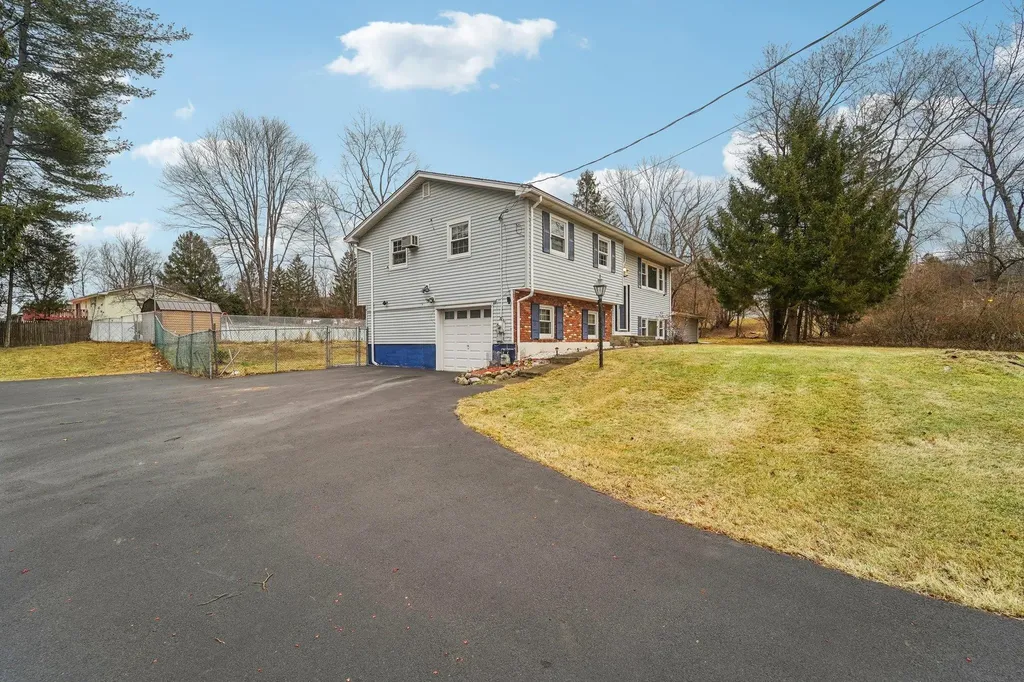 630 New Hempstead Road Spring Valley NY 10977