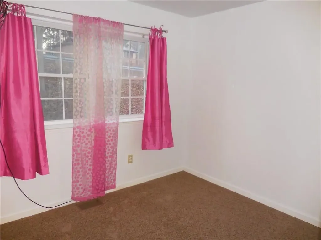 32 Pond Hill Lane Walden NY 12586
