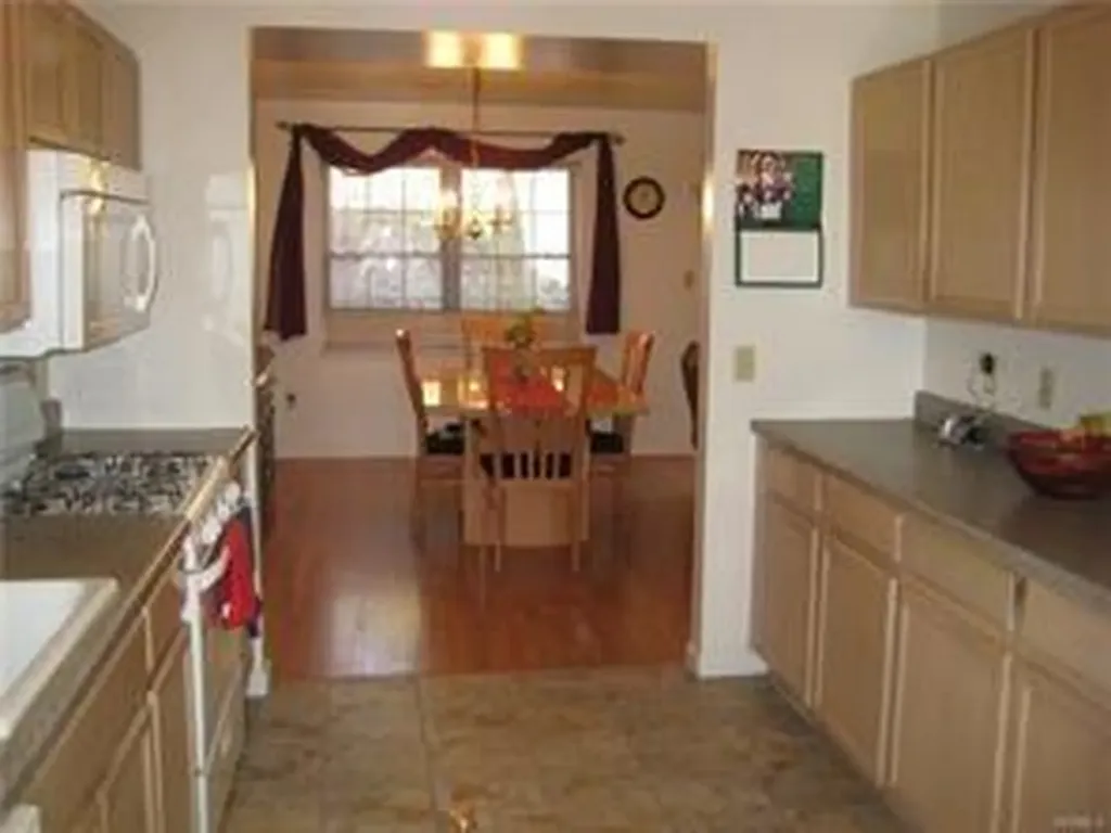 32 Pond Hill Lane Walden NY 12586