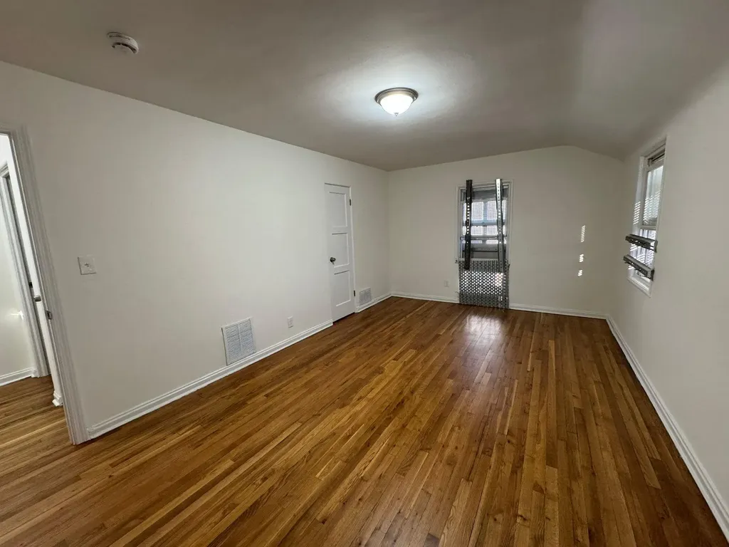 152 Emily Avenue Elmont NY 11003