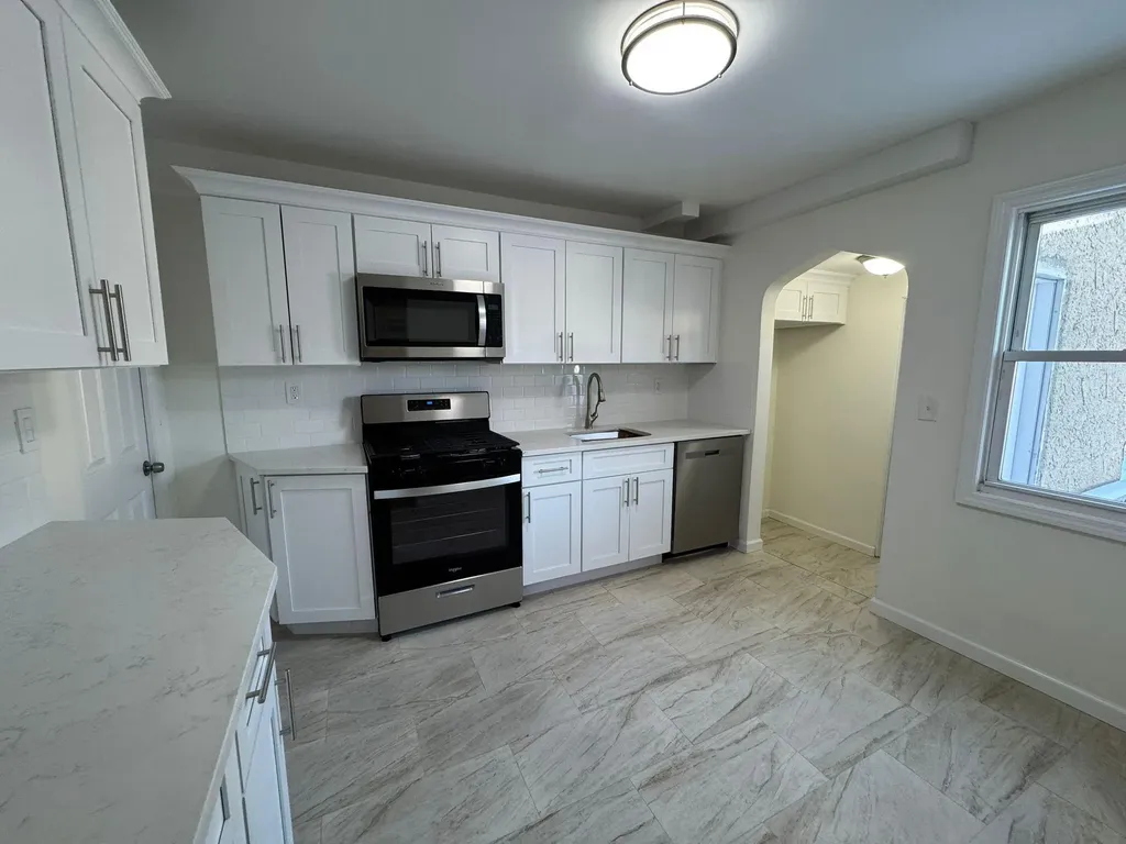 152 Emily Avenue Elmont NY 11003