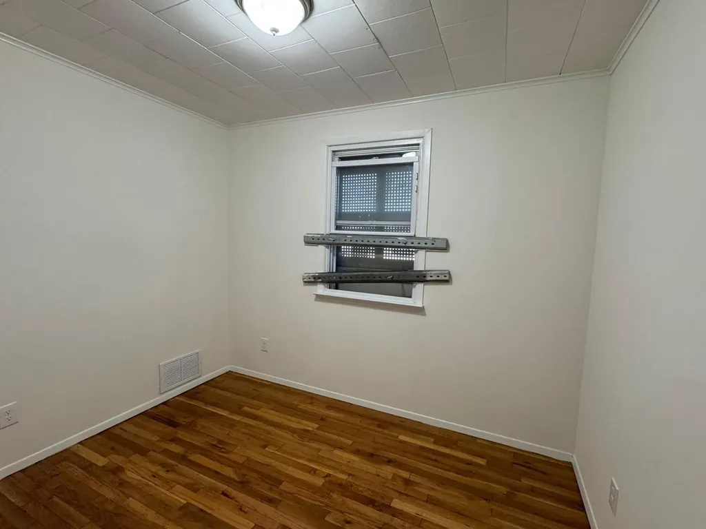 152 Emily Avenue Elmont NY 11003