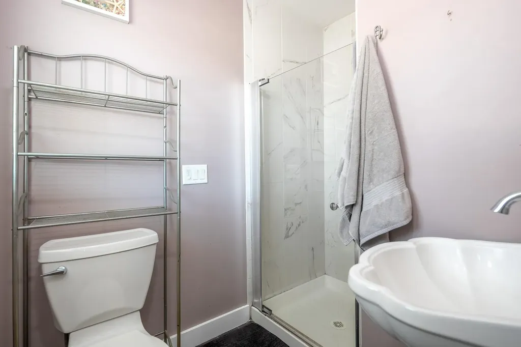 45 Heston Road Shirley NY 11967