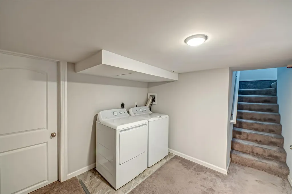 21 Beecher Avenue East Islip NY 11730
