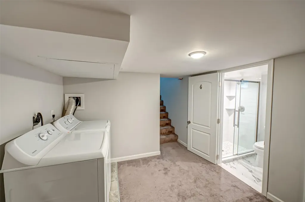 21 Beecher Avenue East Islip NY 11730