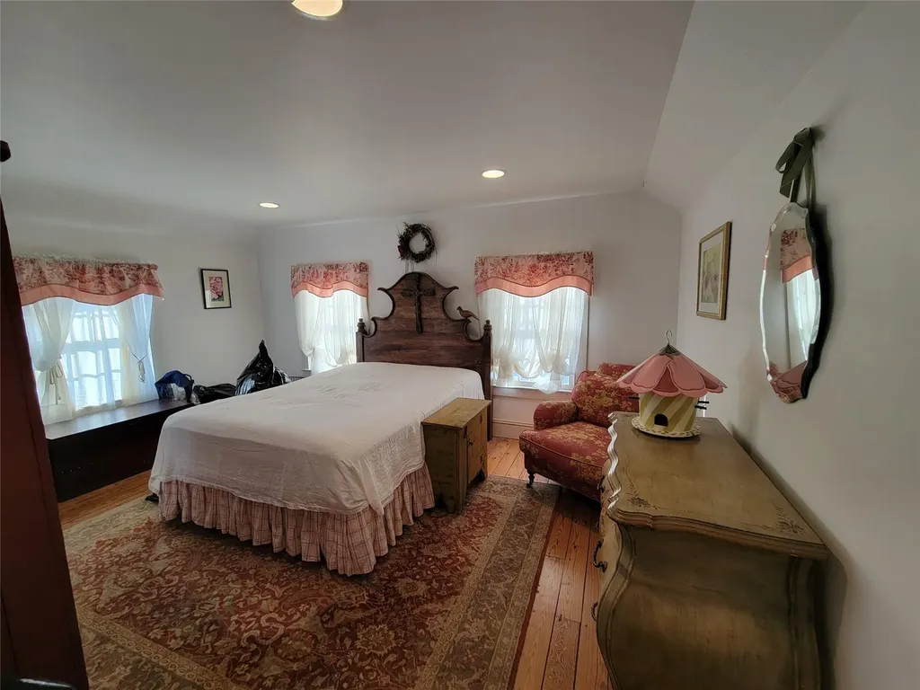 114 Half Moon Road Highland NY 12528