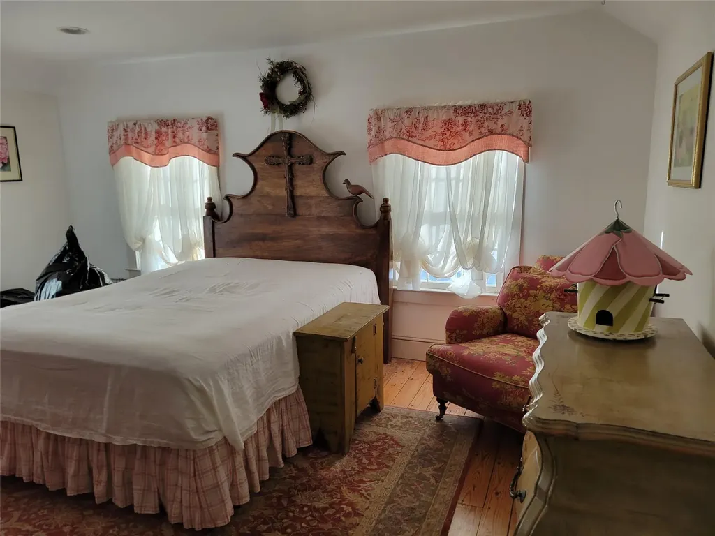 114 Half Moon Road Highland NY 12528