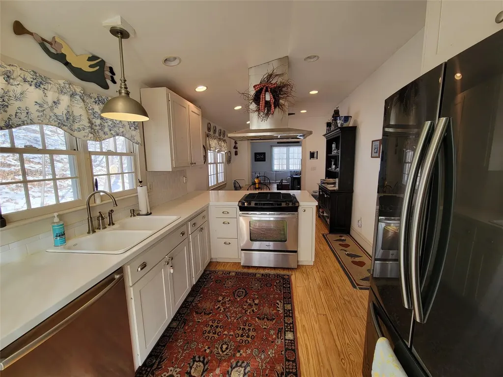 114 Half Moon Road Highland NY 12528