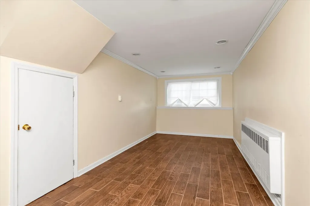 2578 Lefferts Place Bellmore NY 11710