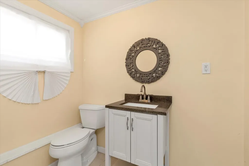 2578 Lefferts Place Bellmore NY 11710