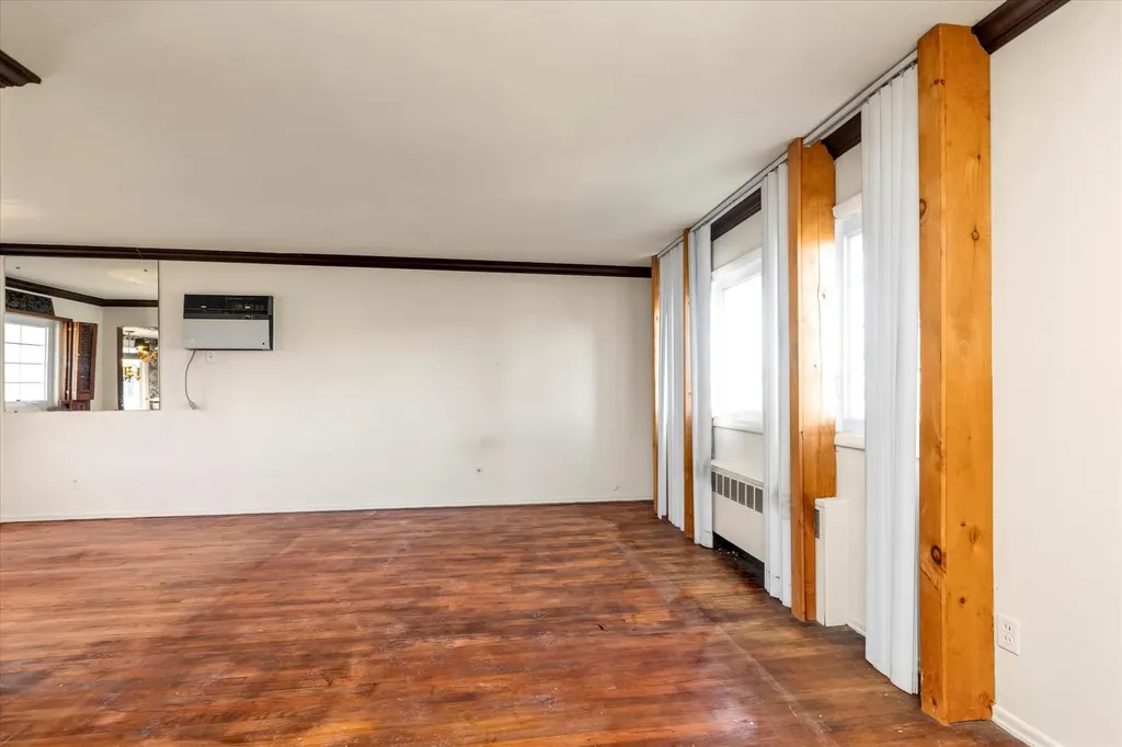 2578 Lefferts Place Bellmore NY 11710