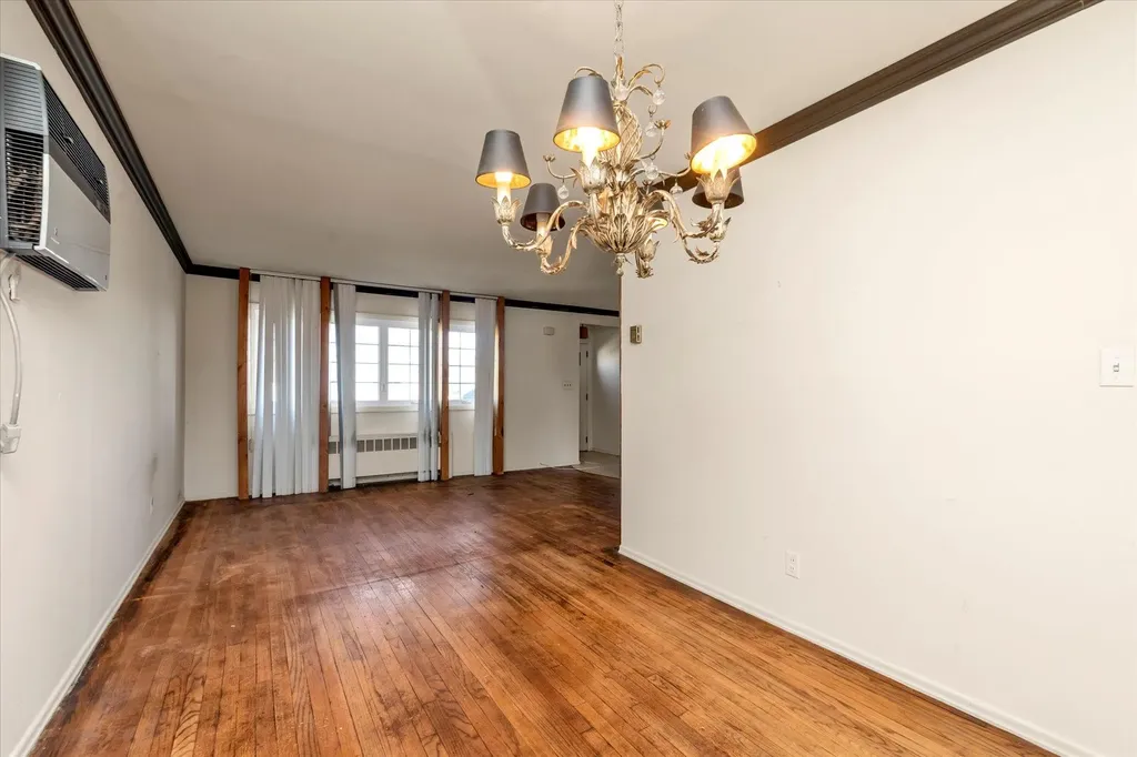 2578 Lefferts Place Bellmore NY 11710