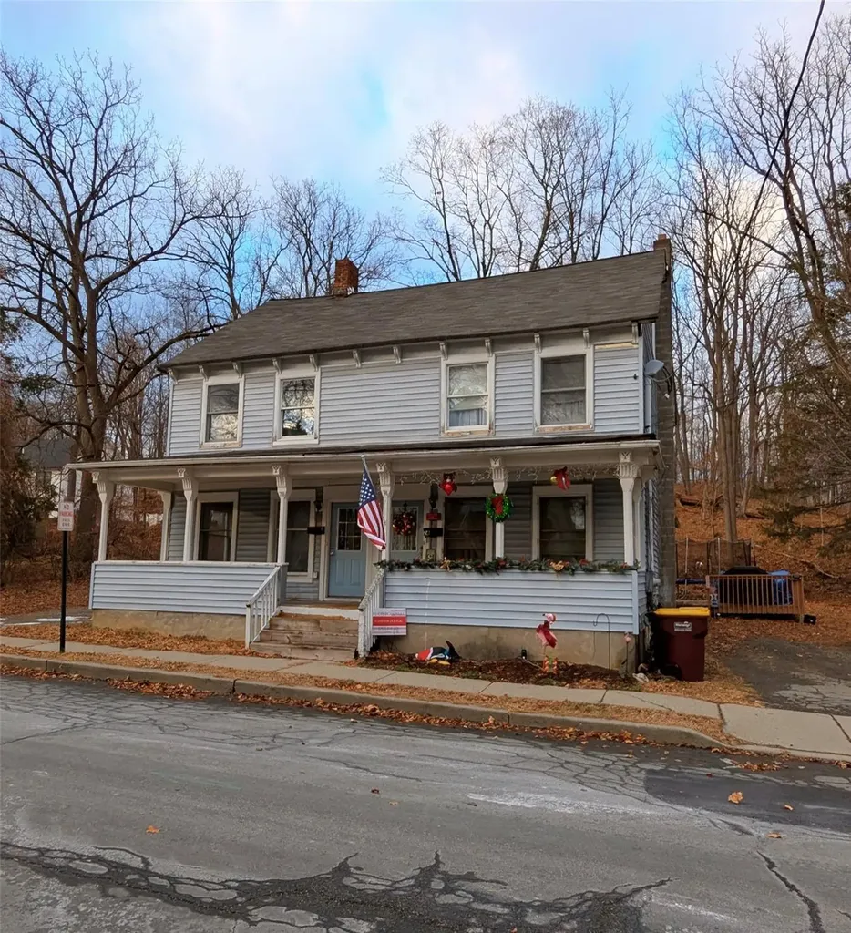 74 Mcewen Street Warwick NY 10990
