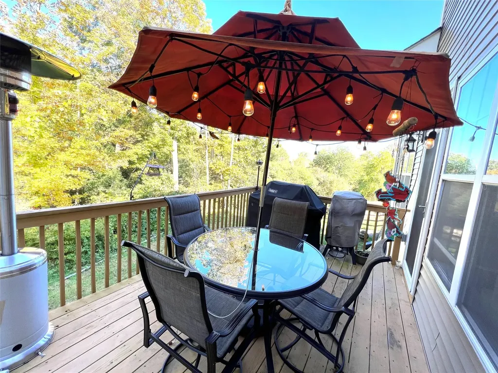 54 Highrose Ridge Way Middletown NY 10940
