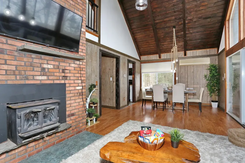 25 Meyer Road Middletown NY 10940
