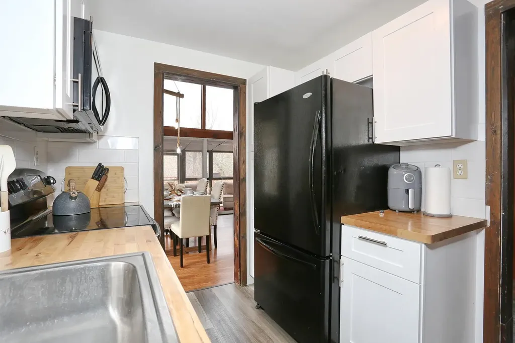 25 Meyer Road Middletown NY 10940