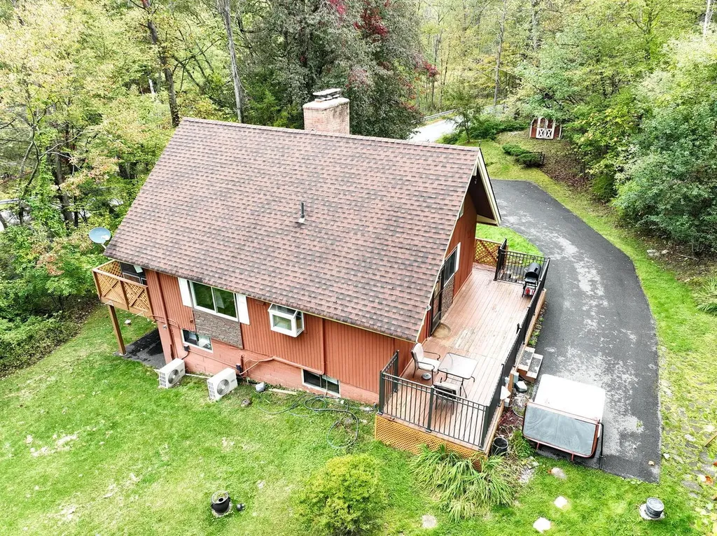 25 Meyer Road Middletown NY 10940