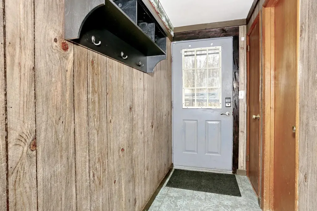 25 Meyer Road Middletown NY 10940