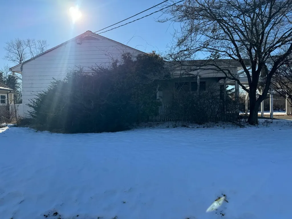 22 Harper Avenue Cortlandt Manor NY 10548
