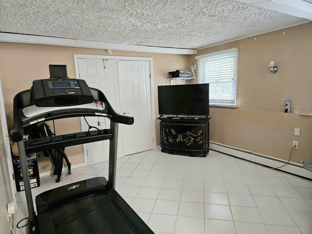 4 Bluejay Street Spring Valley NY 10977